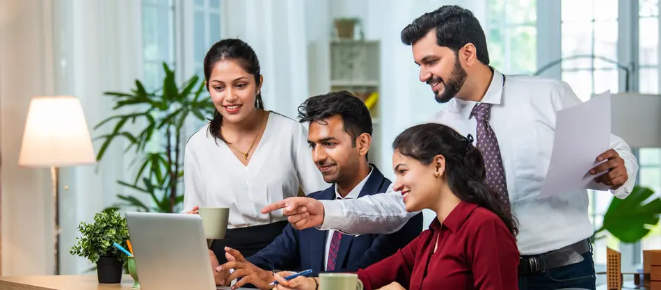 Contratando por competências de software no Brasil: o que testar em vez de confiar no currículo