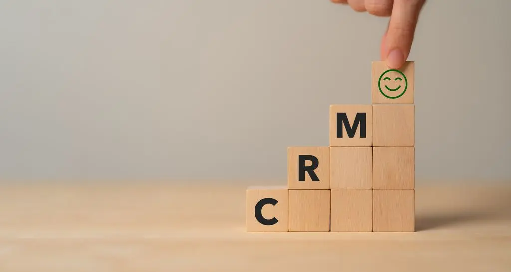 Os 10 melhores CRMs gratuitos para otimizar vendas em 2024