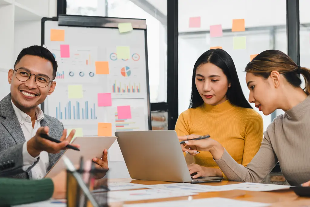 O primeiro dia que faz diferença: um onboarding que ajuda a equipe a concluir uma tarefa de verdade
