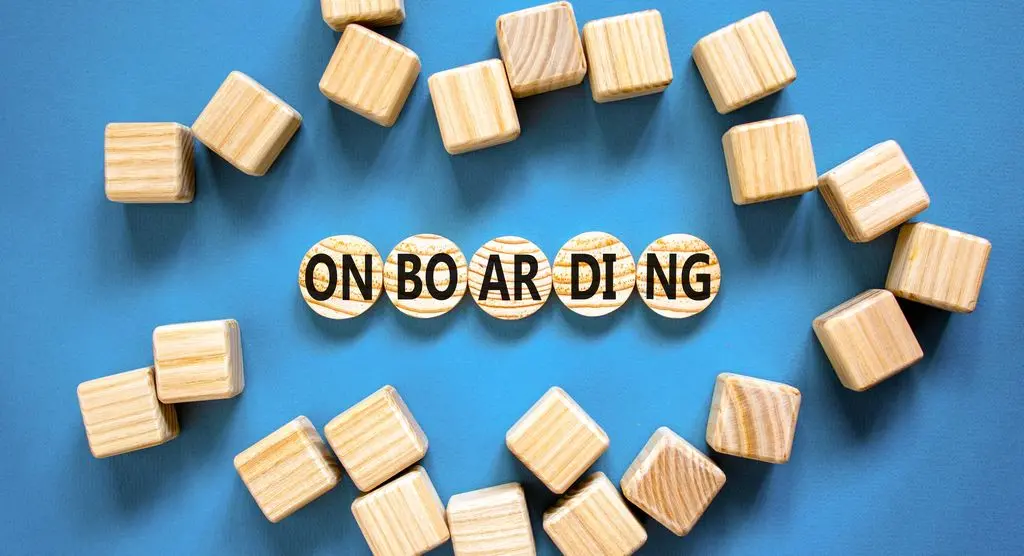 3 erros que fazem seus SOPs de onboarding serem ignorados
