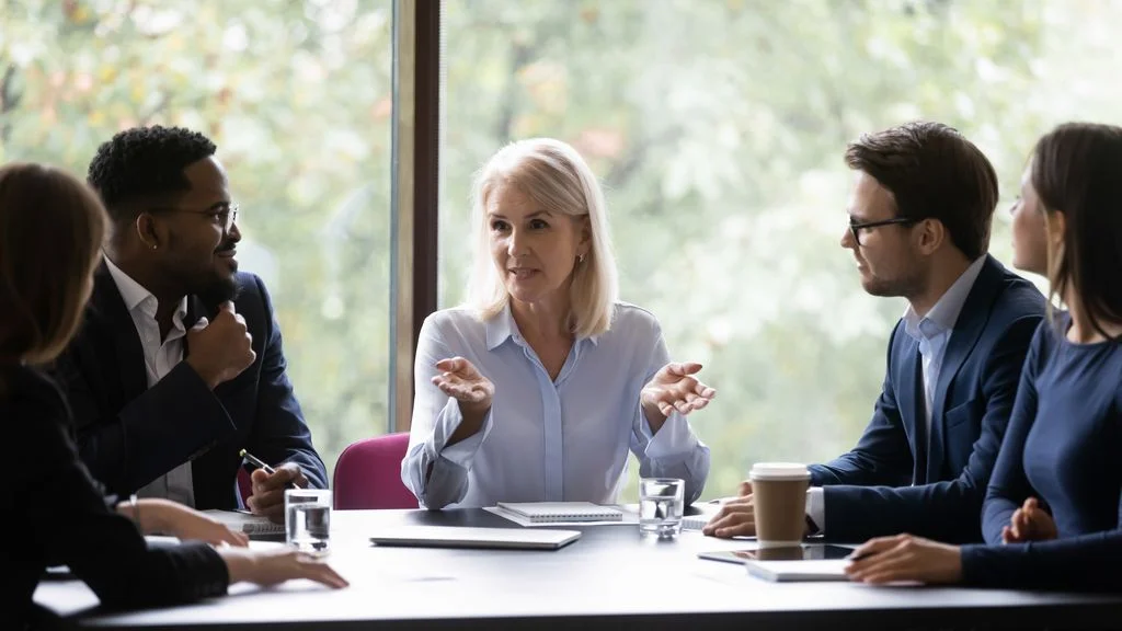 10 Táticas de Liderança Estratégica para Crescimento a Longo Prazo