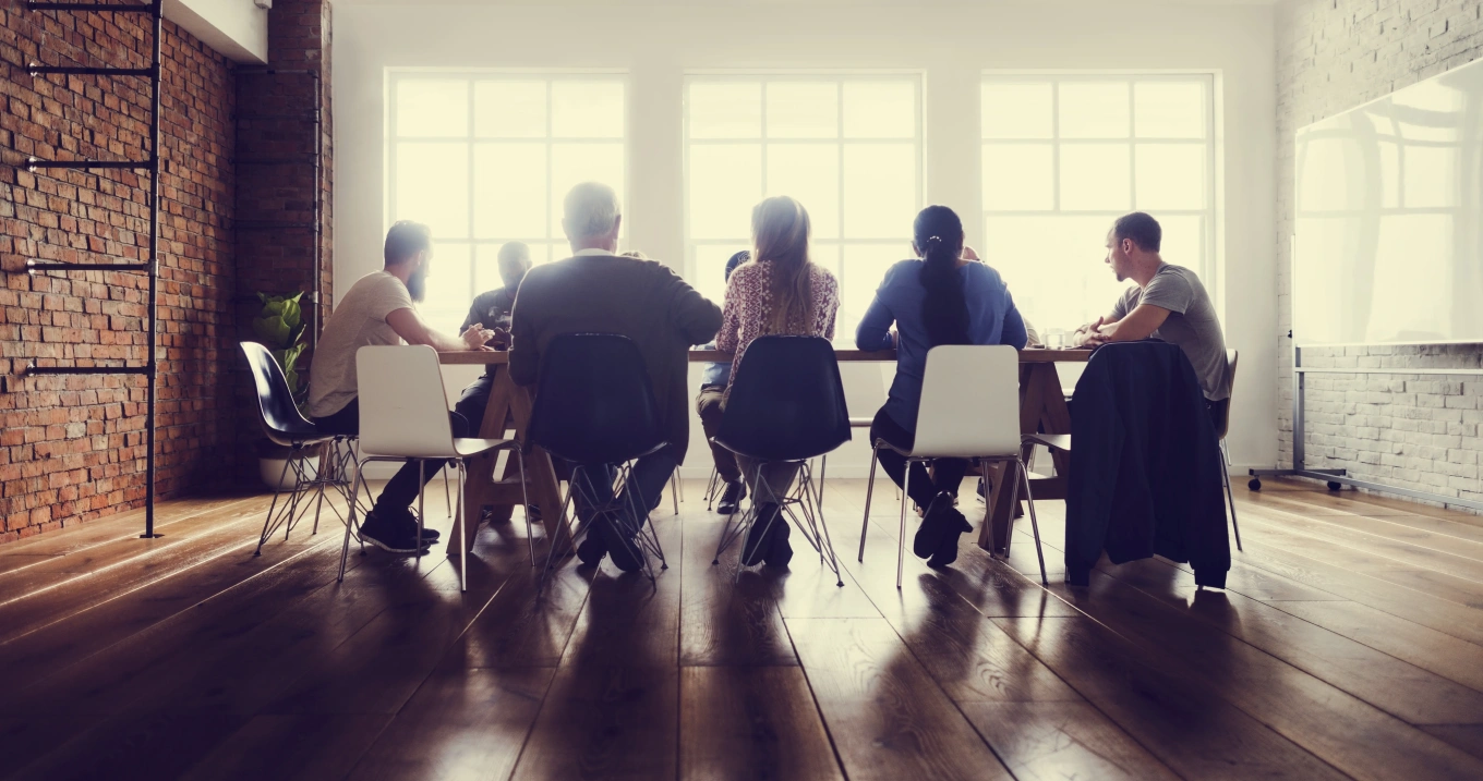 Comunicação estratégica: 8 dicas essenciais e exemplos práticos