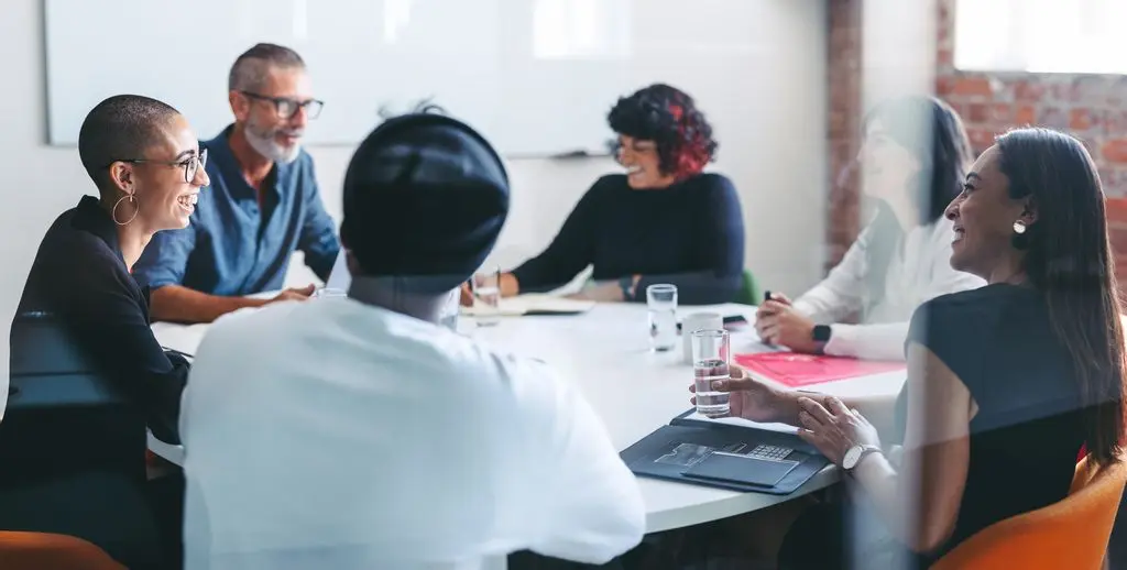 Conheça os principais setores de crescimento no Brasil para investir