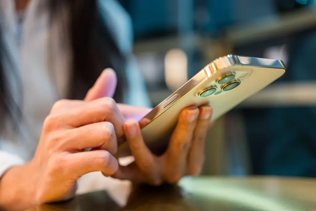 9 tarefas que um software CRM imobiliário resolve direto pelo celular do corretor