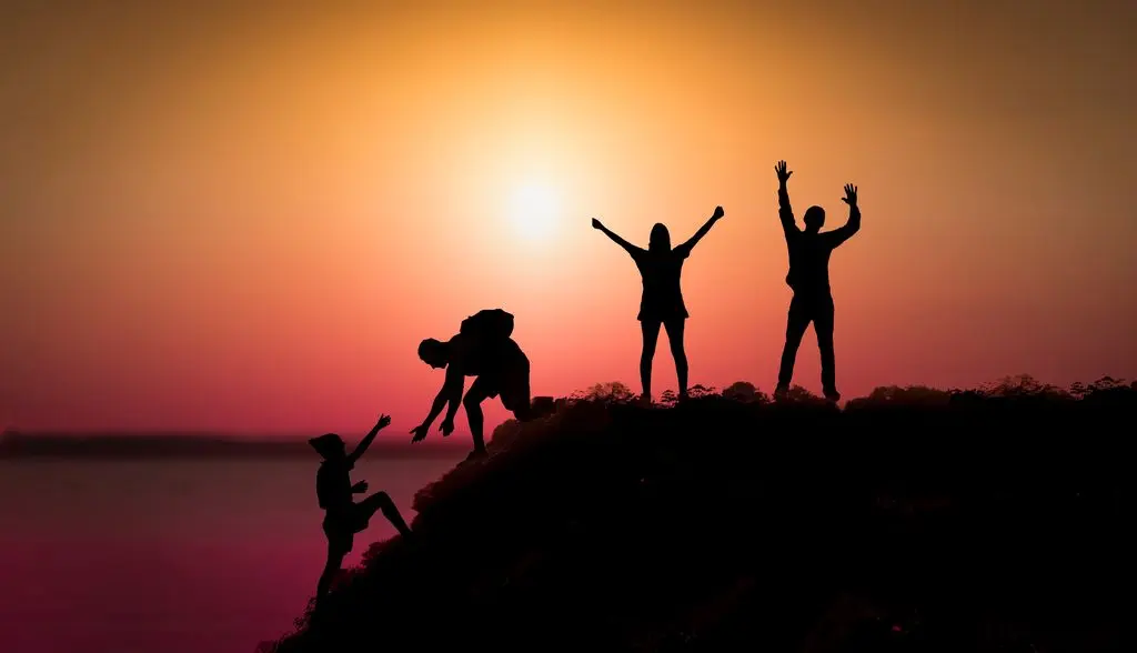Construindo a confiança nas equipes: 10 maneiras de estabelecer a credibilidade na liderança