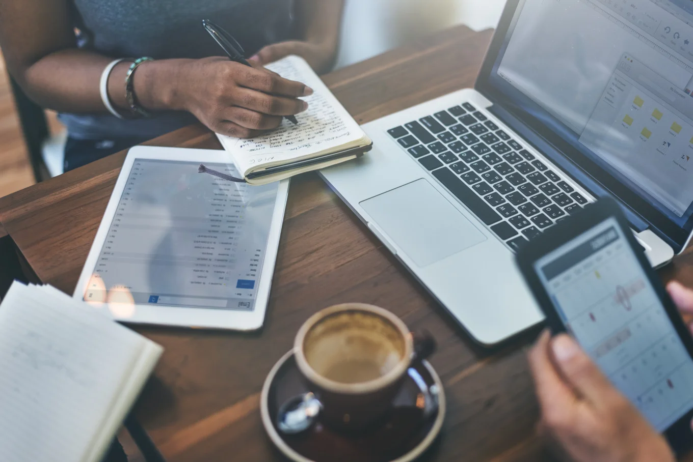 Guia completo para criar uma estratégia de e-mail marketing do zero