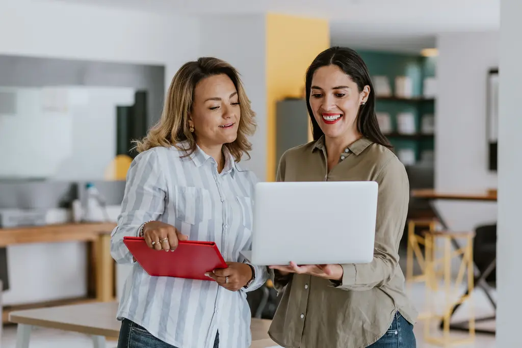 10 principais alternativas ao Zoho Inventory para pequenas e médias empresas