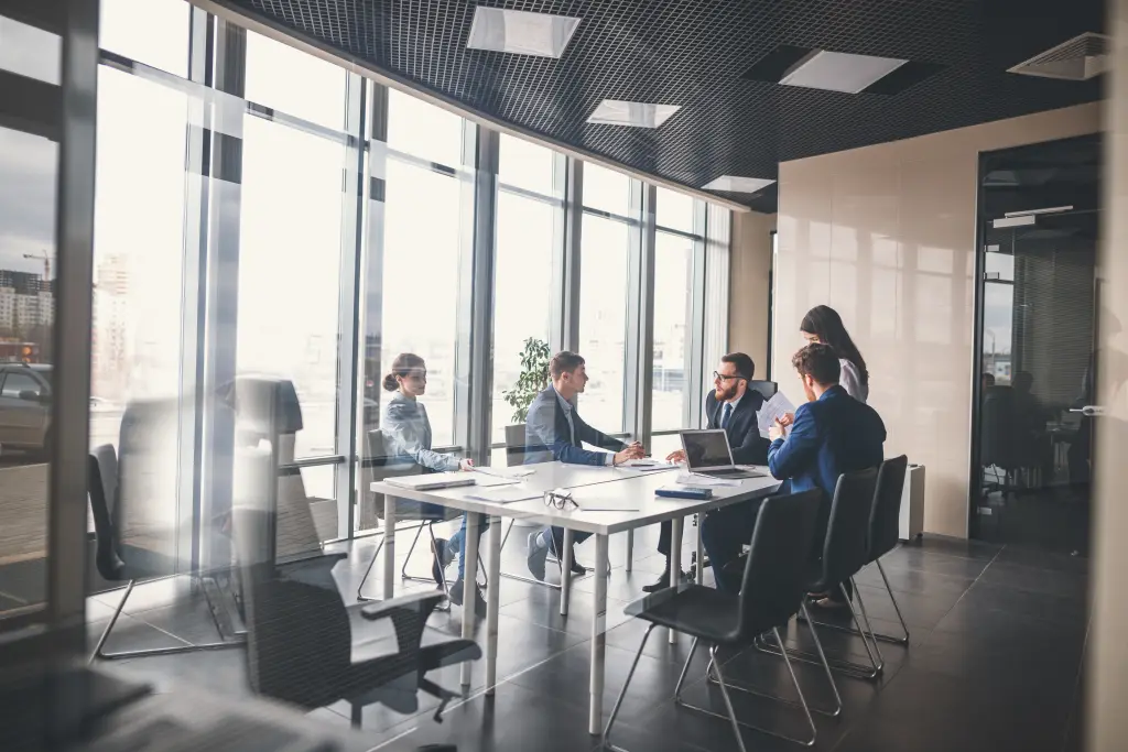 Como Conduzir uma Reunião Estratégica: 10 Passos Essenciais