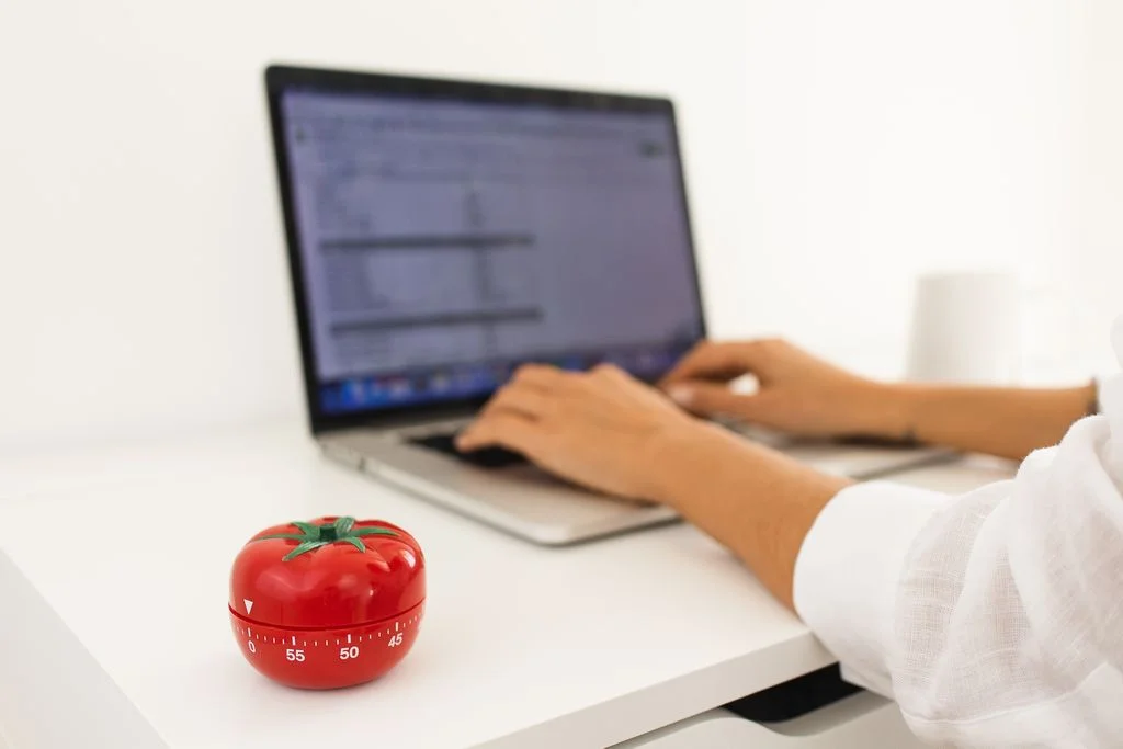 Gerenciamento de prazos: 5 matrizes de priorização e 10 dicas para economizar tempo