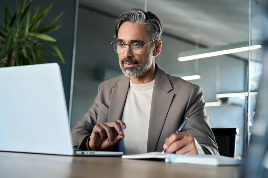 6 Pilares Para uma Previsão de Receita Sem Reuniões de Forecast: o Playbook Brasileiro