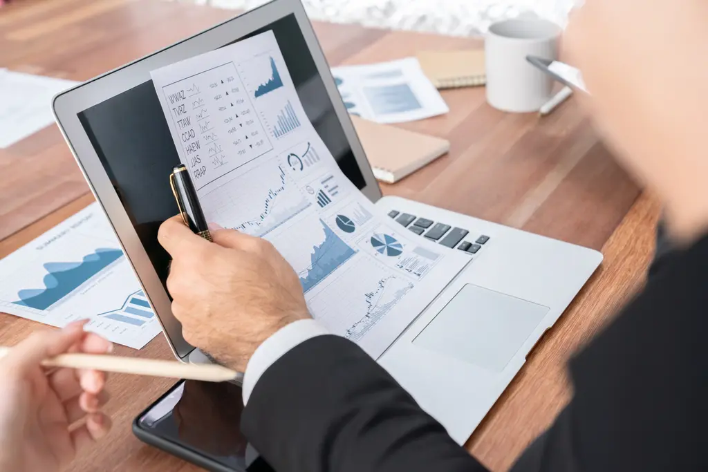 Compreendendo a análise de CRM: Como os dados impulsionam decisões empresariais mais inteligentes